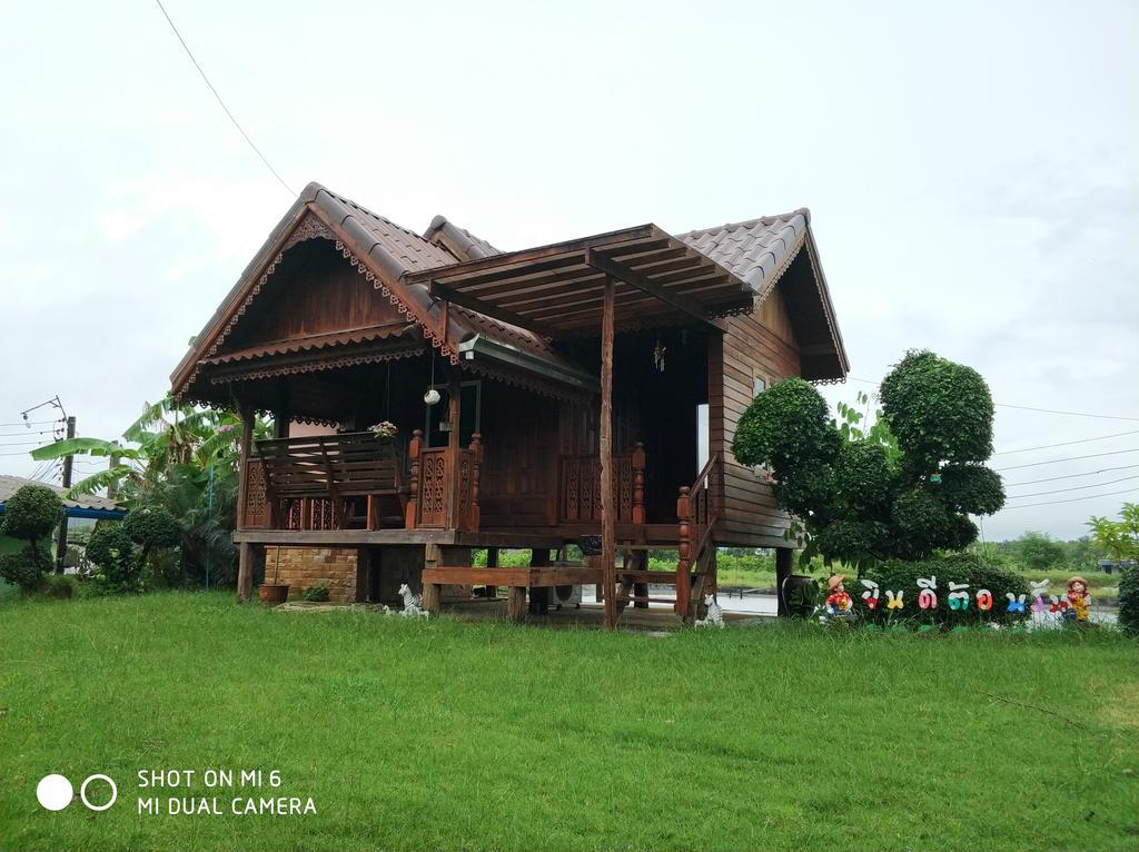 Baan Pak Phutawan Resort Takat Ngao Екстер'єр фото
