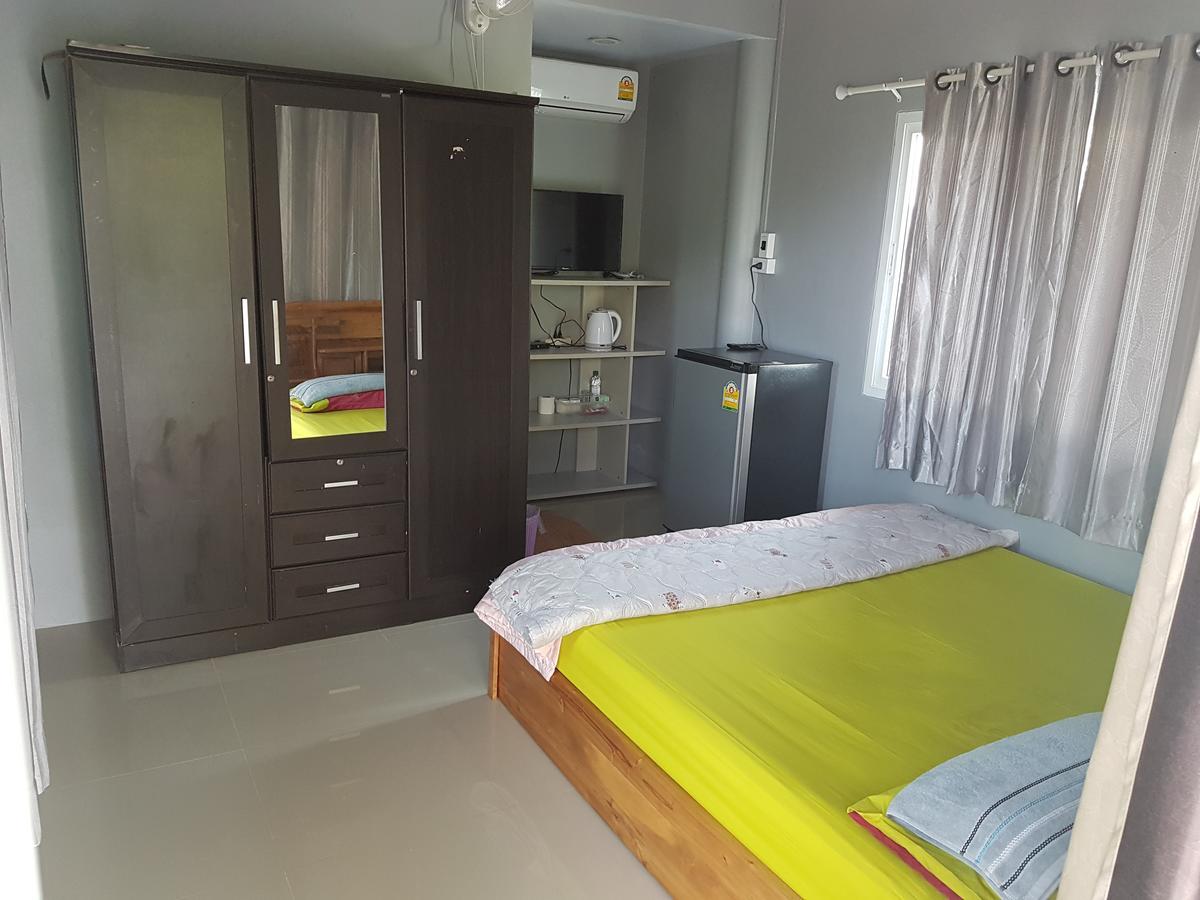 Baan Pak Phutawan Resort Takat Ngao Екстер'єр фото