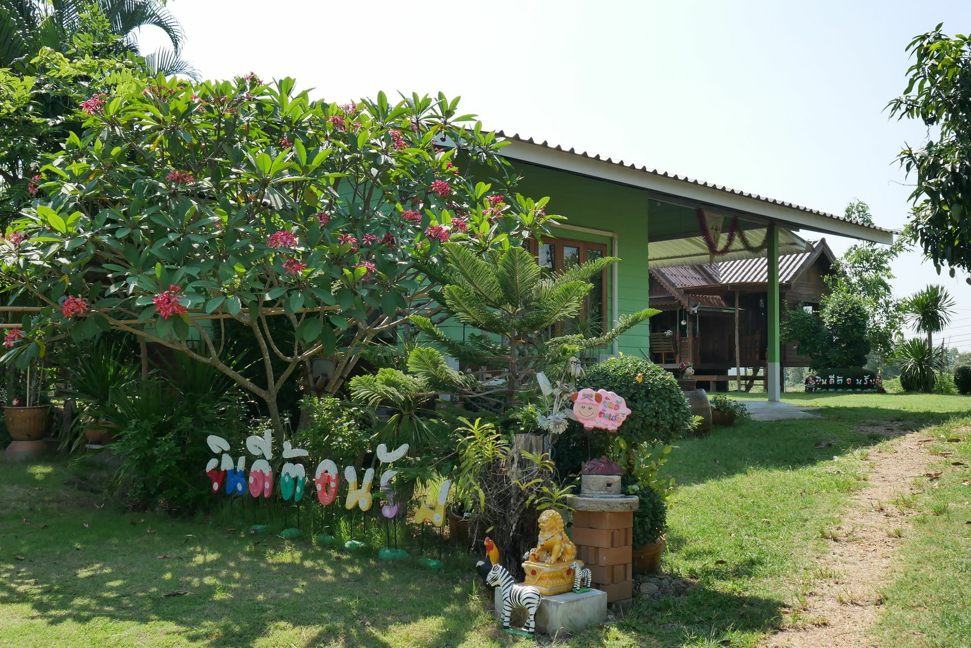 Baan Pak Phutawan Resort Takat Ngao Екстер'єр фото